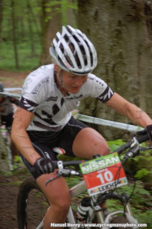 0010_1-Nicola Leary